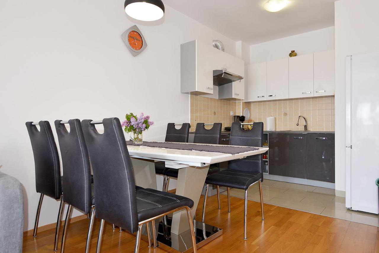 Lungo Mare Apartment With Terrace Pola Esterno foto