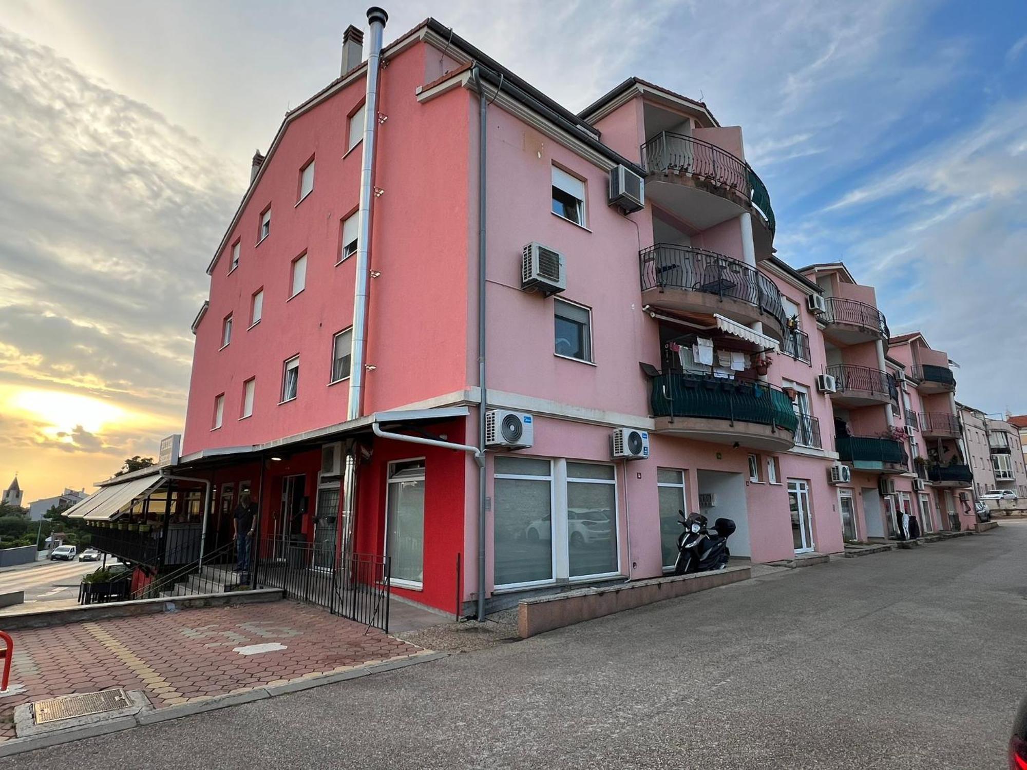 Lungo Mare Apartment With Terrace Pola Esterno foto
